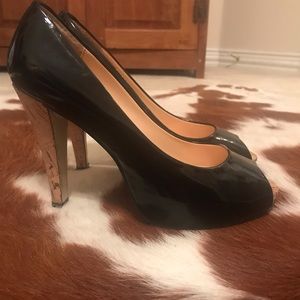 Peep Toe Pump